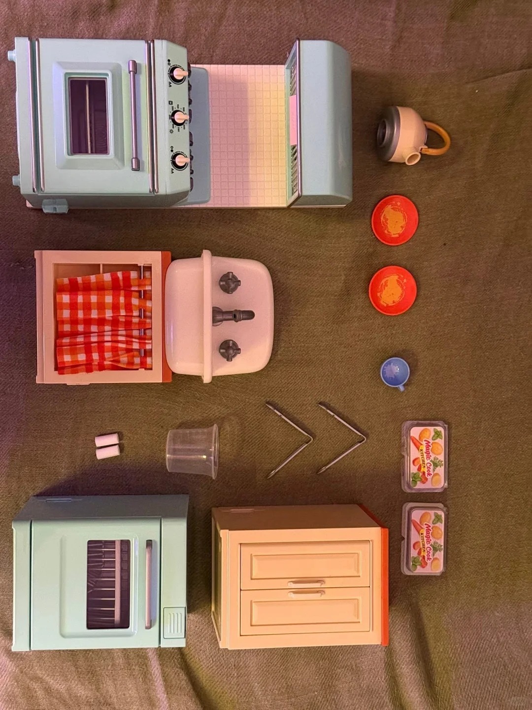 Zuru Mini Brands Magic Cook Ki - Kitchen Appliances Oven review and price